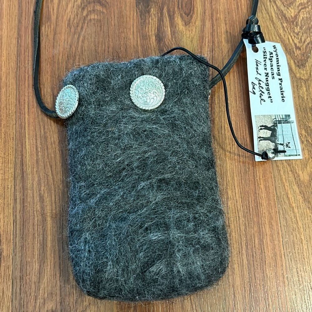 NWT Linda Davis Studio and felted alpaca handbag Crossbody bag pouch artisan sou